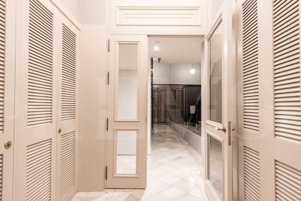 Penthouse Suite With Rooftop In The Heart Of Malaga By Rems Exterior foto