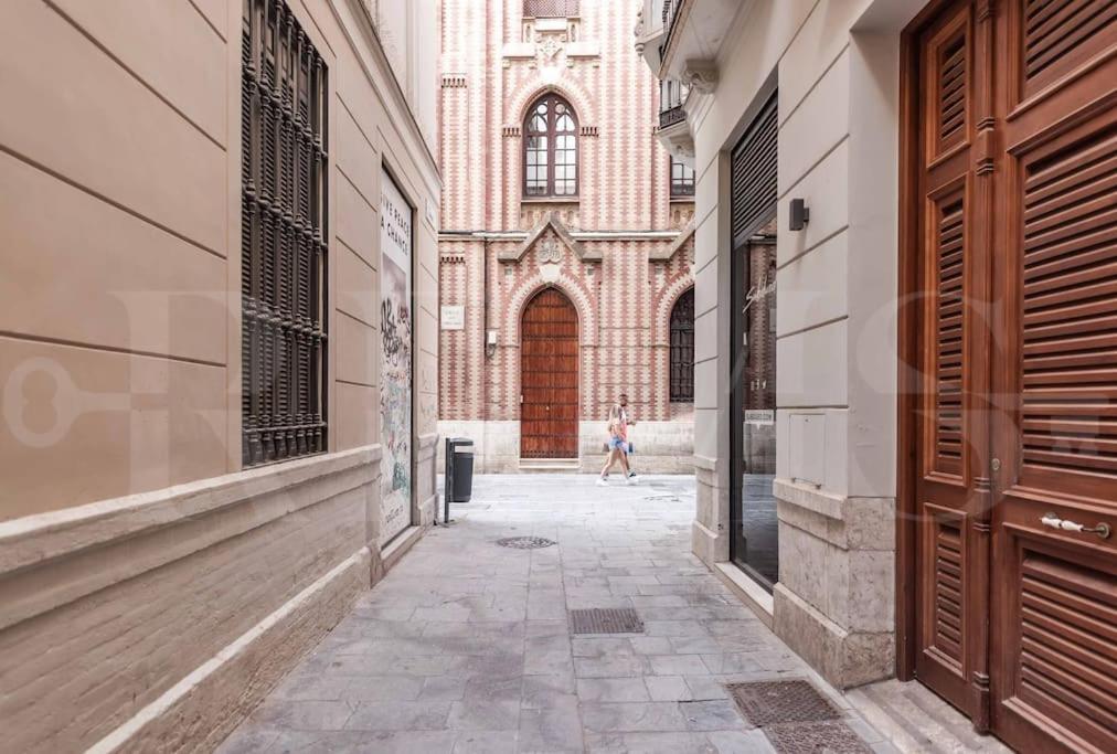 Penthouse Suite With Rooftop In The Heart Of Malaga By Rems Exterior foto
